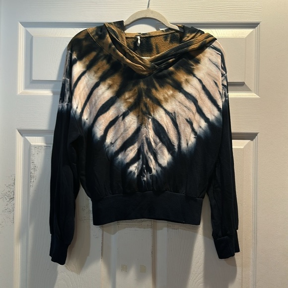 Young Fabulous & Broke YFB Kelly Tie Dye Hoodie Hooded Sweatshirt S Crop - Picture 2 of 7